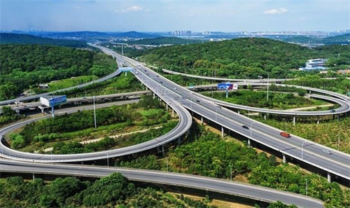 湘东钢筋套筒应用于高速公路